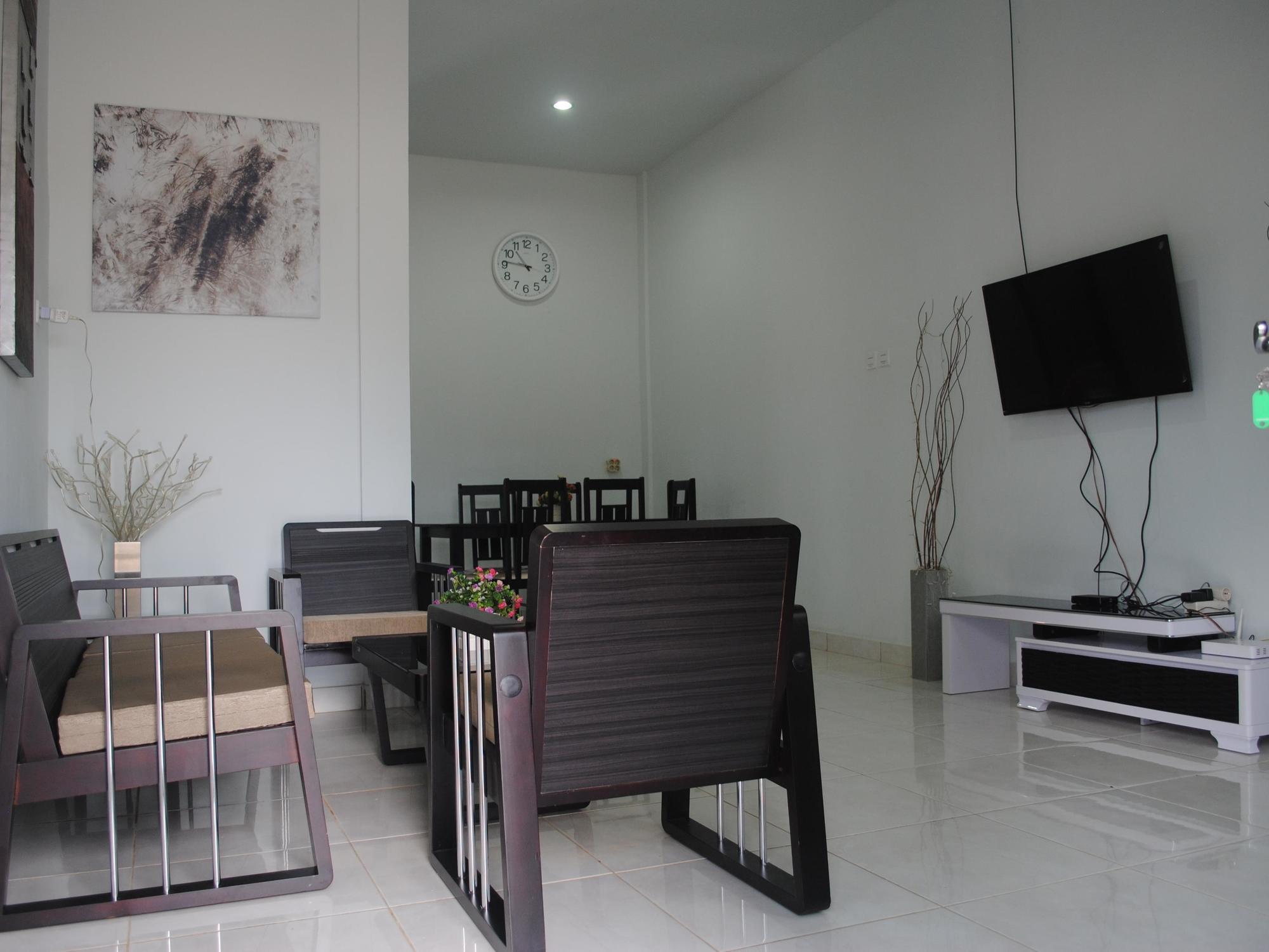 Golden Hawaii Villa Singkawang Esterno foto